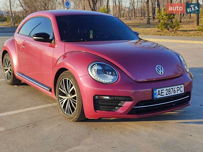 Легковые Volkswagen Beetle