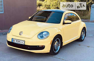 Volkswagen Beetle  2012