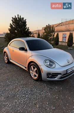 Volkswagen Beetle  2013
