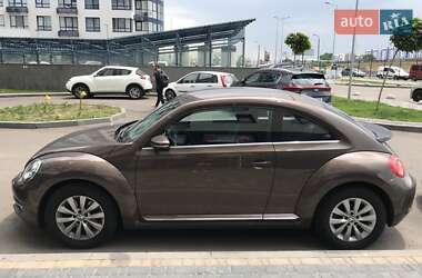 Volkswagen Beetle 2014