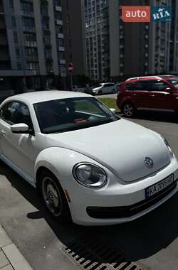 Volkswagen Beetle  2012