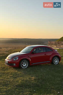 Volkswagen Beetle  2012