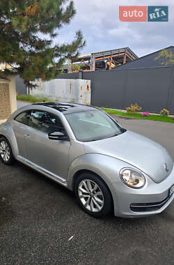 Volkswagen Beetle  2014