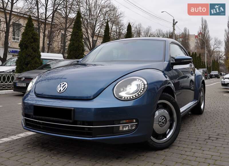 Хэтчбек Volkswagen Beetle