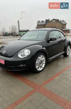 Volkswagen Beetle  2012