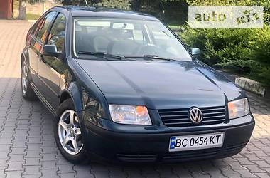 Volkswagen Bora  2000