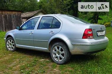 Volkswagen Bora  2003