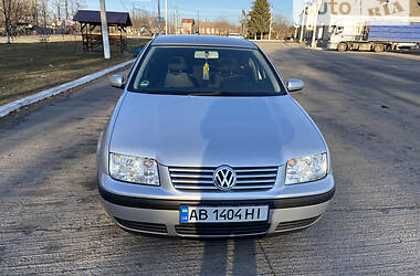 Volkswagen Bora  2001