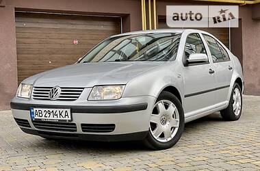 Volkswagen Bora 1.6 MPI Comfortline 2000