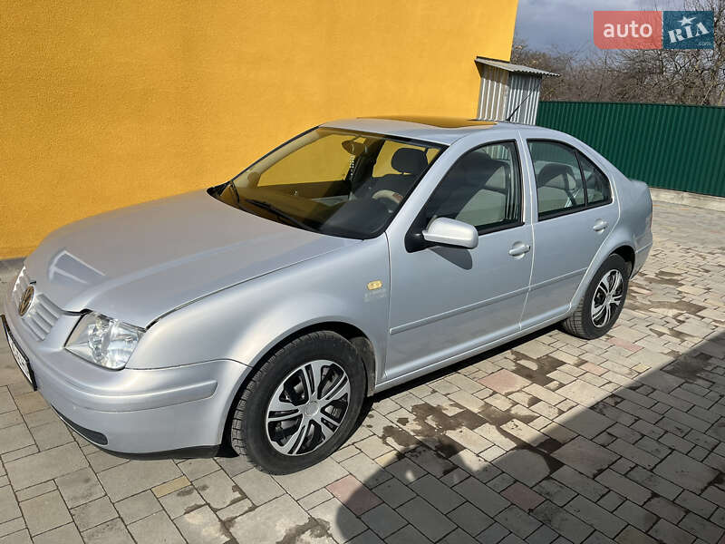 Volkswagen Bora 1999 року в Івано-Франківську