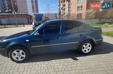 Volkswagen Bora  2004