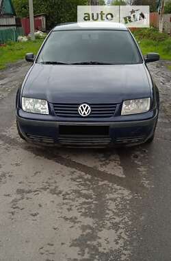 Volkswagen Bora  2001