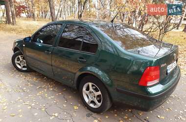 Volkswagen Bora 2000