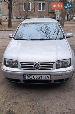Volkswagen Bora  2000
