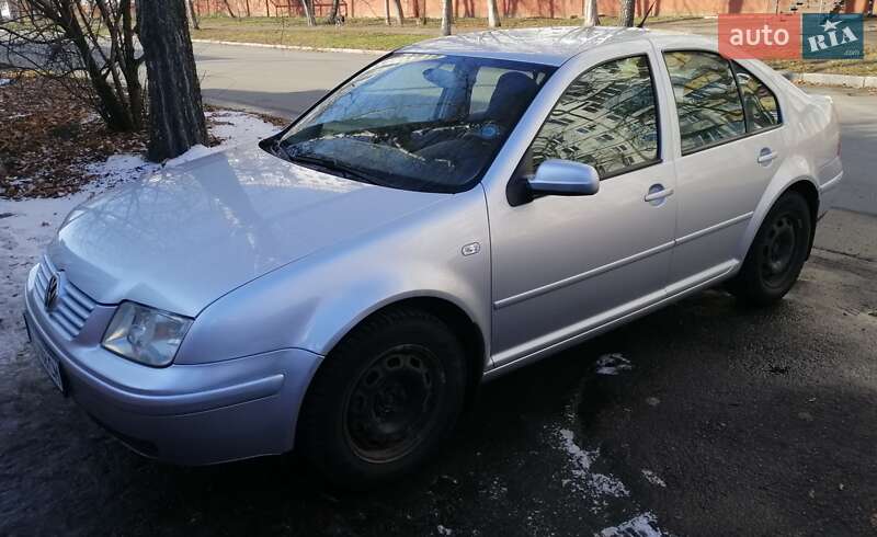 Седан Volkswagen Bora