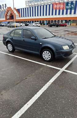 Volkswagen Bora  2005