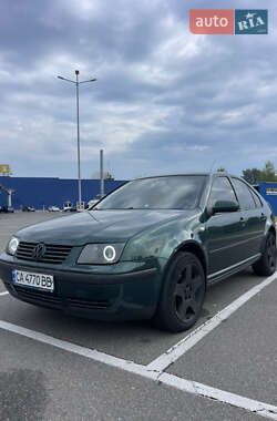 Volkswagen Bora  2002