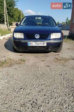 Volkswagen Bora  2001