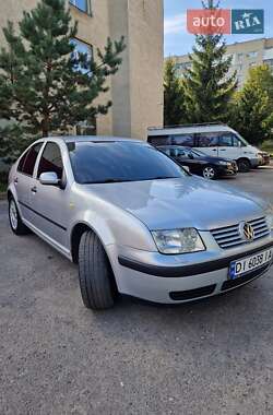 Volkswagen Bora  2001