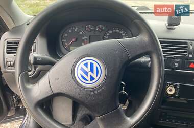 Volkswagen Bora 2001