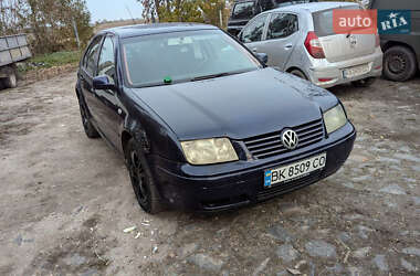 Volkswagen Bora  2001