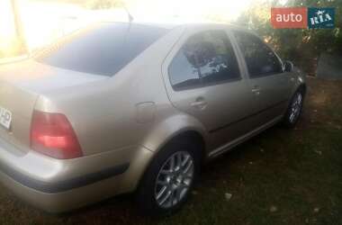 Volkswagen Bora  2001