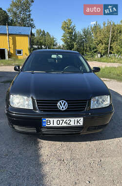 Volkswagen Bora  2003