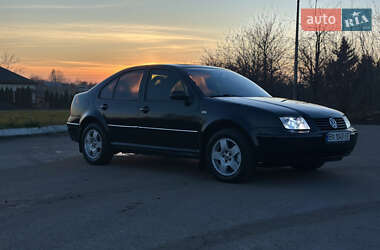 Volkswagen Bora  2001