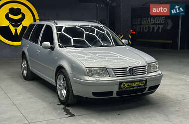 Volkswagen Bora  2000