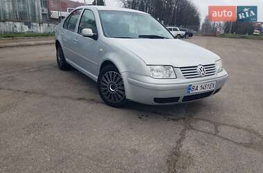 Volkswagen Bora  1998