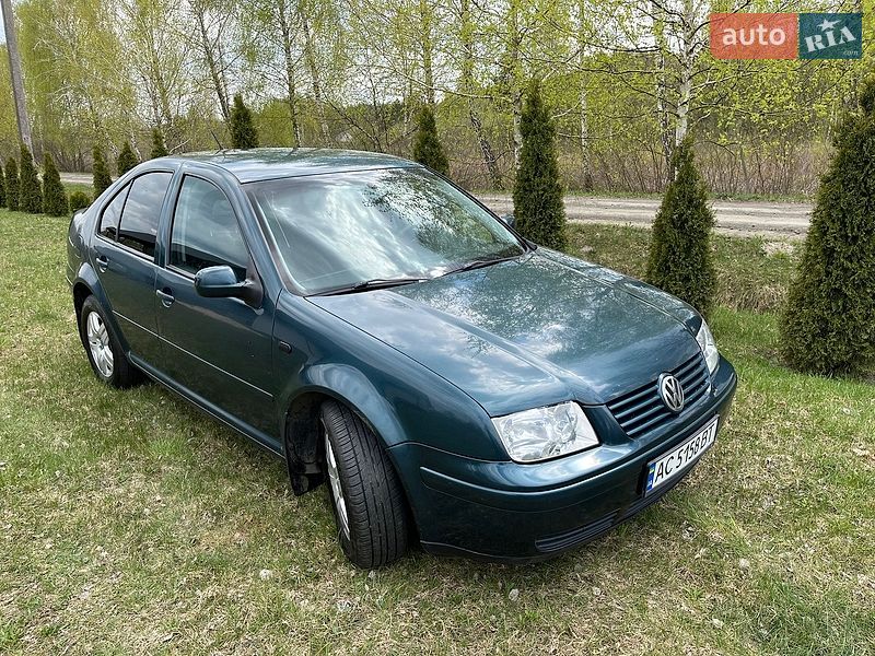 Седан Volkswagen Bora