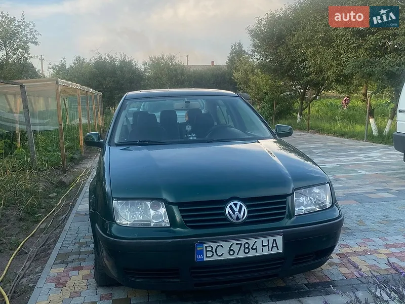 Volkswagen Bora 2001