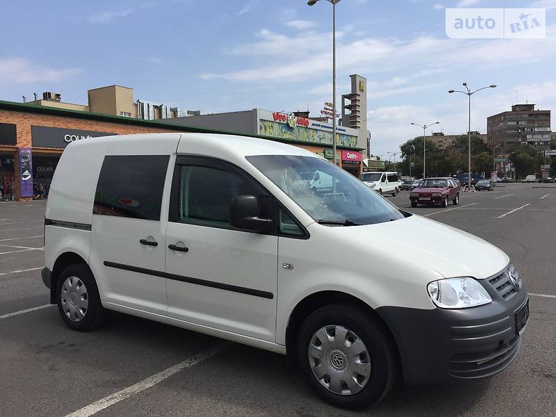 Volkswagen Caddy 2008 года