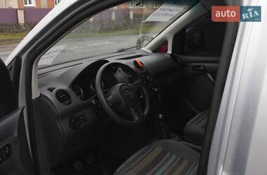 Volkswagen Caddy  2011