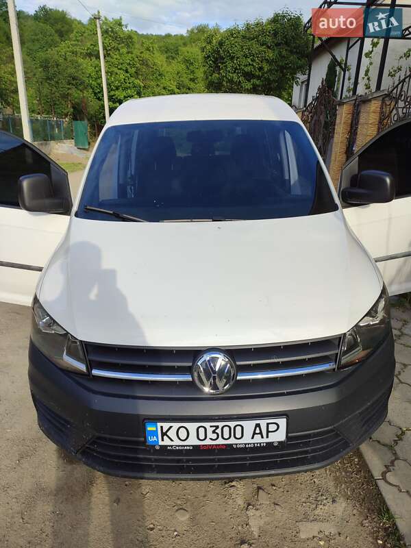 Мінівен Volkswagen Caddy