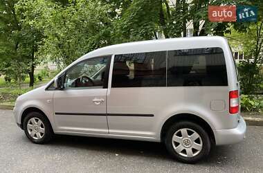 Volkswagen Caddy  2010