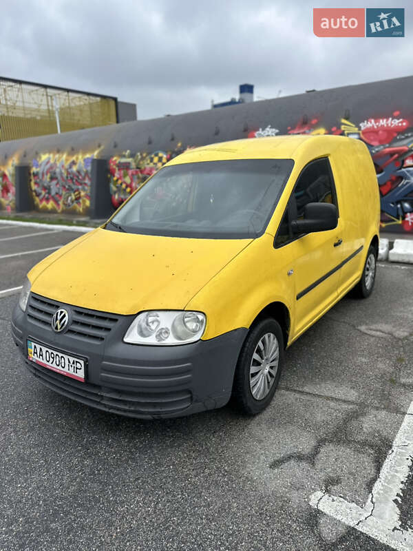 Грузовой фургон Volkswagen Caddy