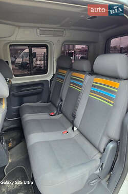 Volkswagen Caddy 2013