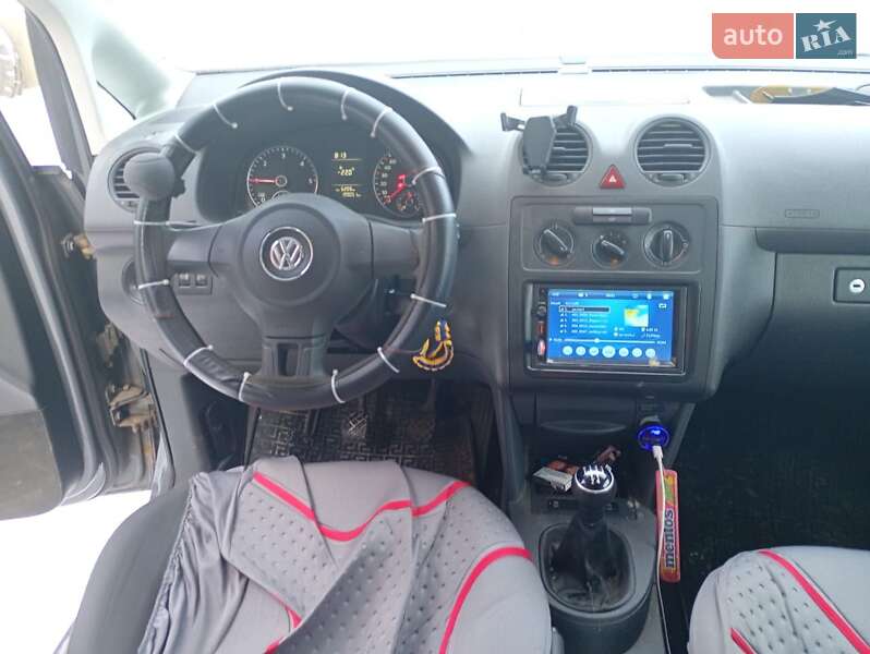 Легковые Volkswagen Caddy