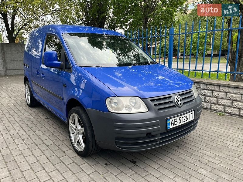 Грузовой фургон Volkswagen Caddy