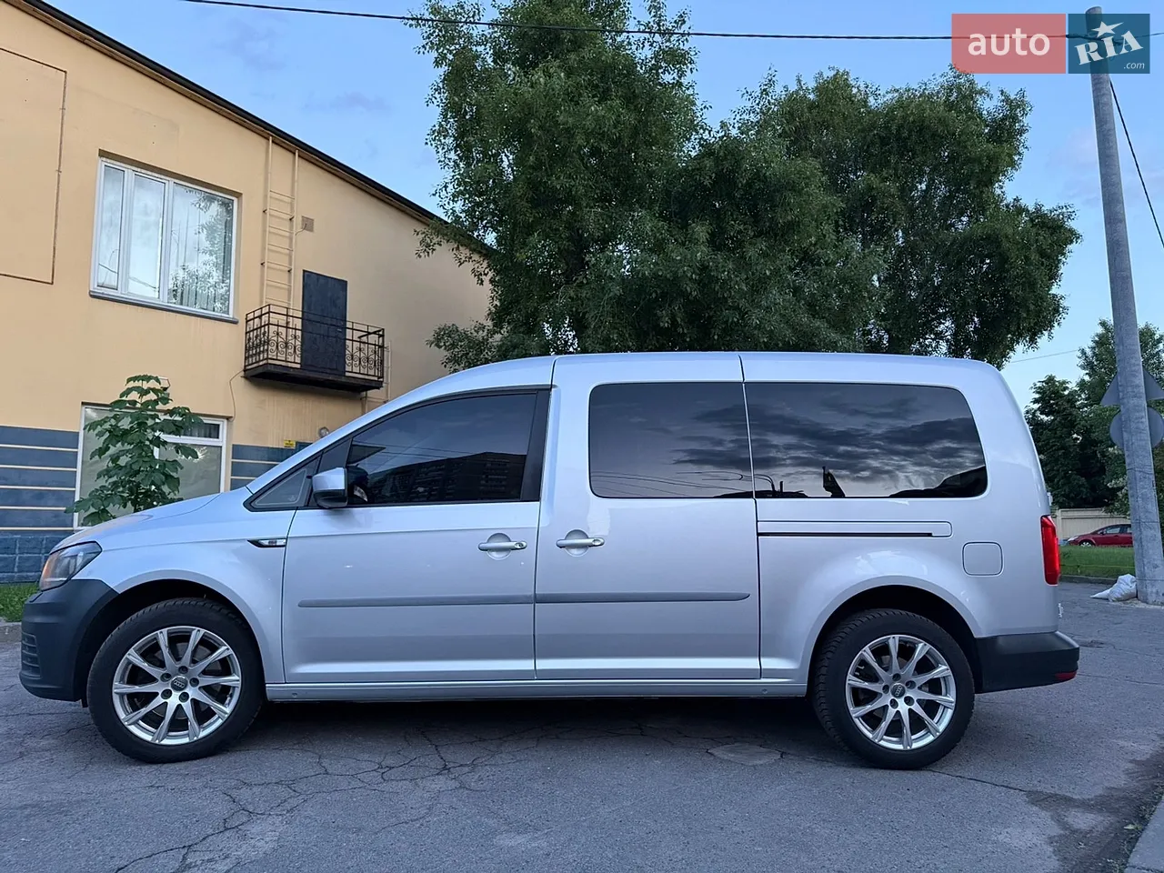 2017 Volkswagen Caddy - фото 1