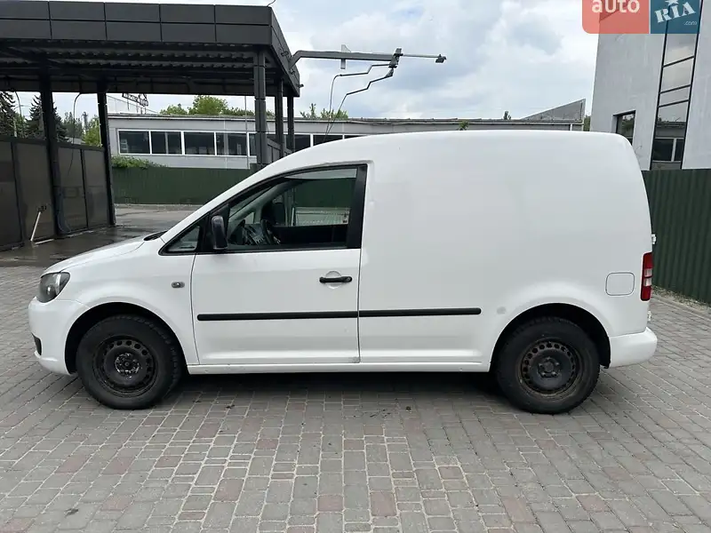 Volkswagen Caddy 2011