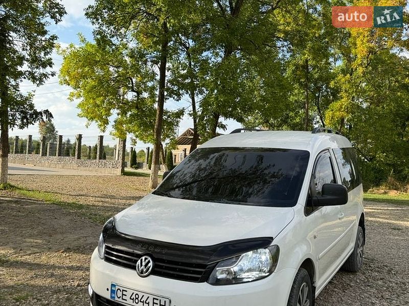 Volkswagen Caddy 2011