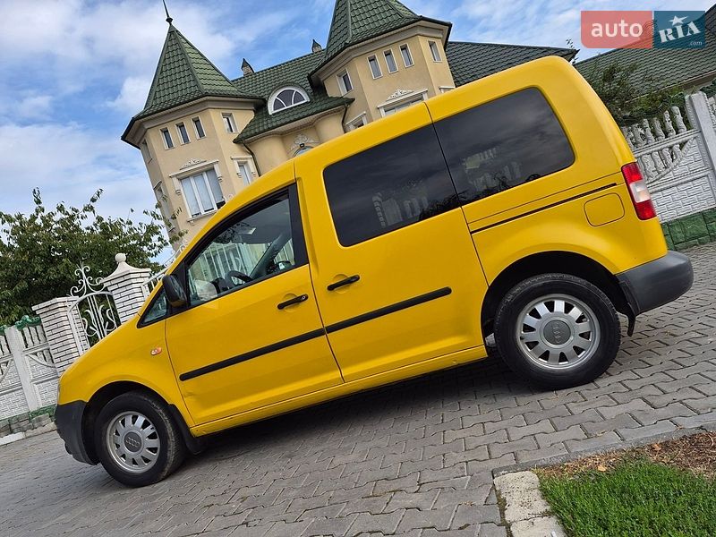Минивэн Volkswagen Caddy 2006 в Черновцах