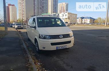 Volkswagen Caravelle  2015