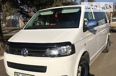 Volkswagen Caravelle  2012