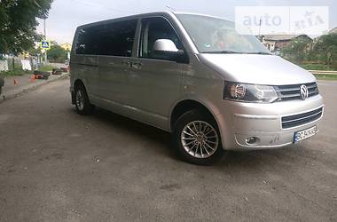 Volkswagen Caravelle  2010