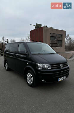 Volkswagen Caravelle  2013