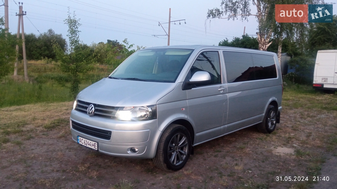 2013 Volkswagen Caravelle - фото 1