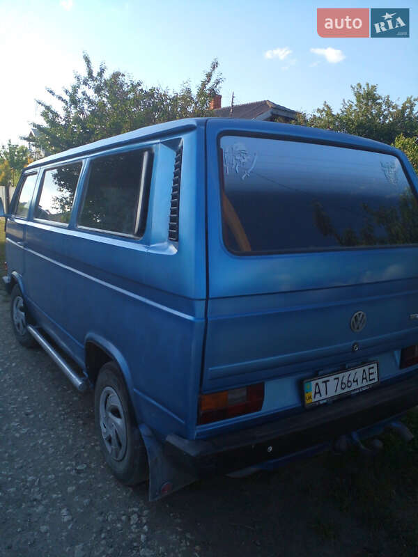 Volkswagen Caravelle